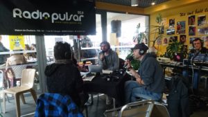 photo d'un plateau radio en direct