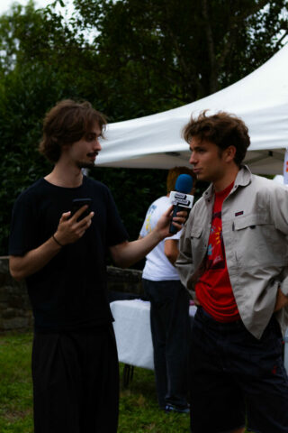 Virgil en duplex avec le public